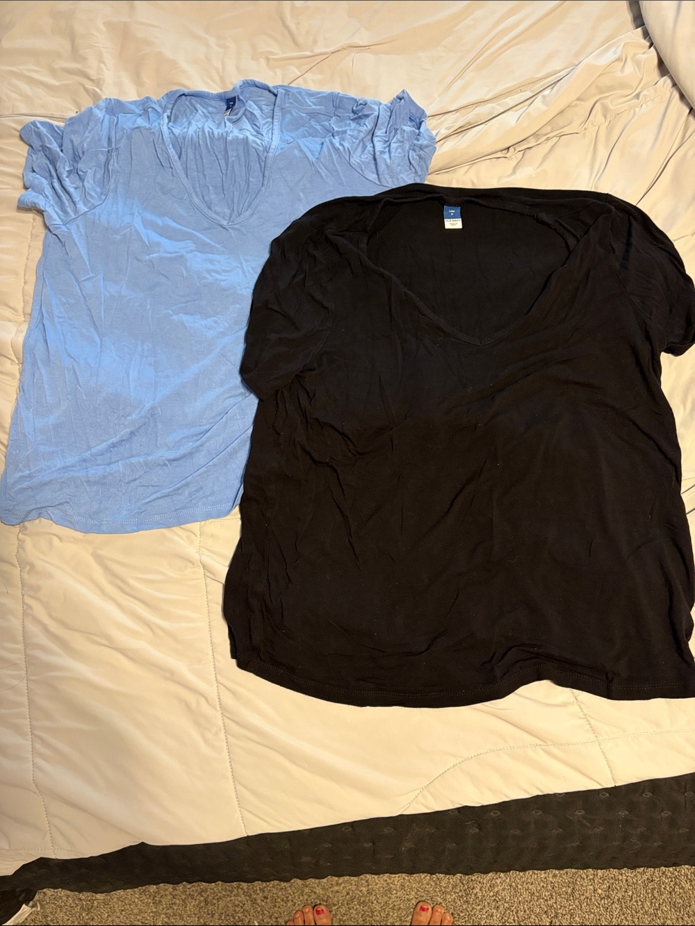 Old Navy V-Neck Short Sleeve Tees - Black & Light Blue